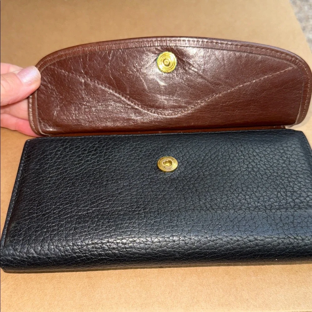 Dooney & Bourke Vintage All Weather Leather - Picture 2 of 11